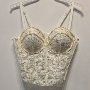Chic Cream Lace Bustier with Pearl Accents
